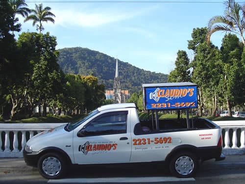Carro do Lufe Clau Som (antes Claudio's Som) em Petrópolis — registro 2